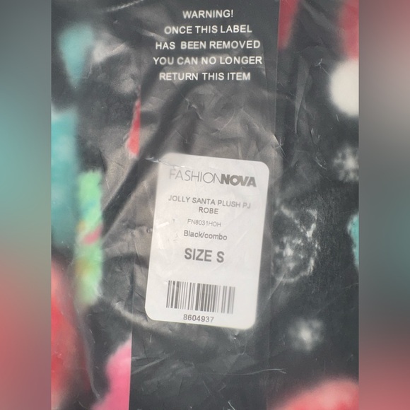 Fashion Nova Holiday Fleece Bathrobe - Picture 5 of 5